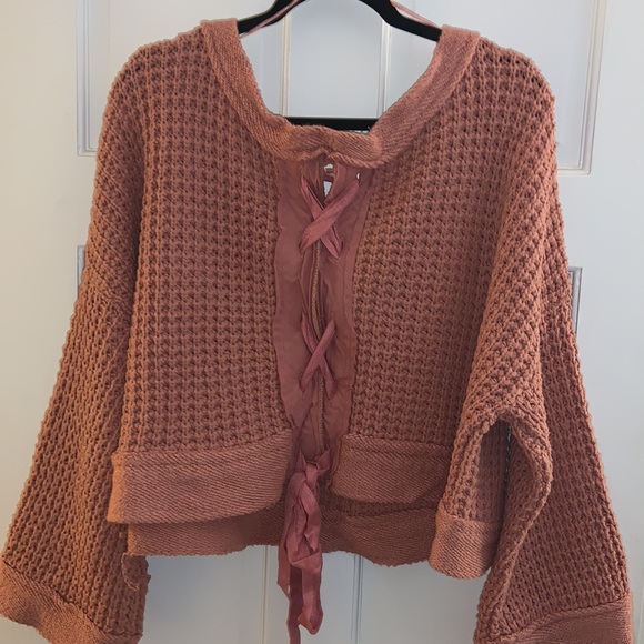 Free People ribbon back sweater - Picture 3 of 4